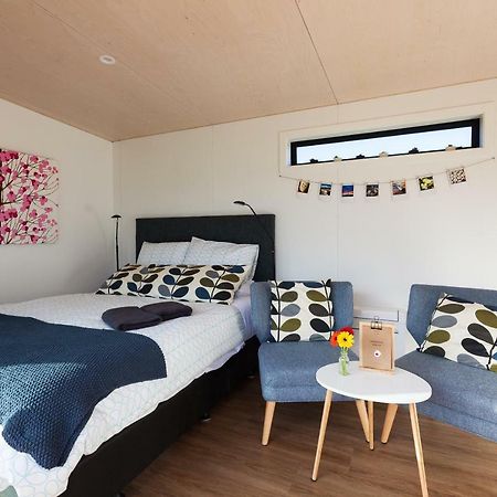 Romantic Vineyard Getaway Waipara Exterior photo