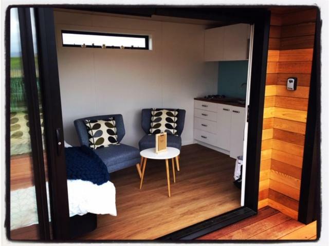 Romantic Vineyard Getaway Waipara Exterior photo