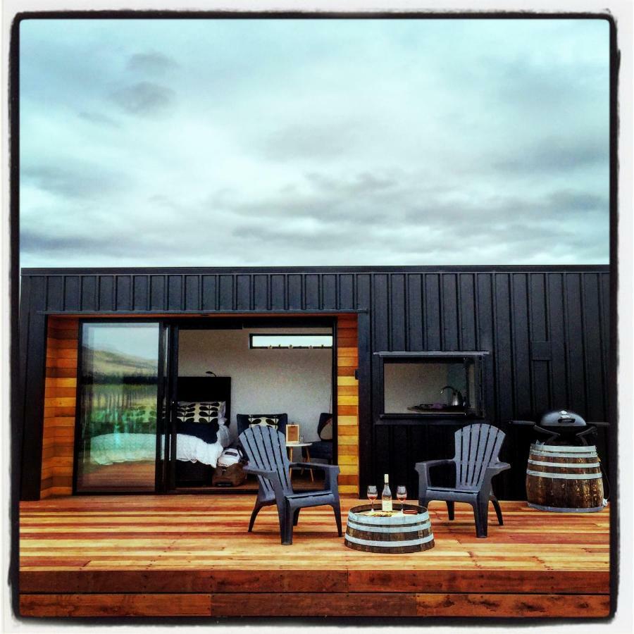 Romantic Vineyard Getaway Waipara Exterior photo